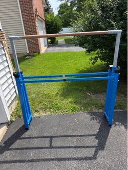 Gymnastics bar