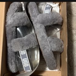 Ugg’s Sandals 
