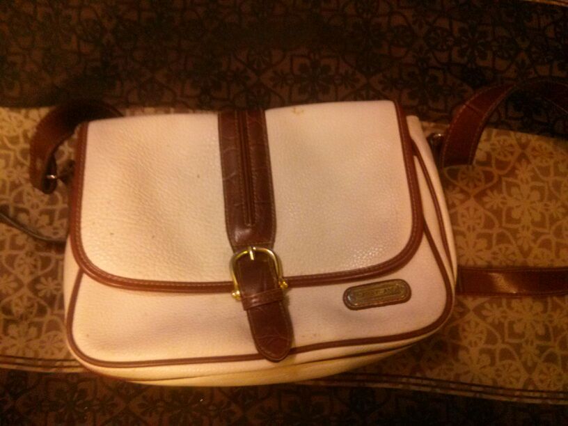 Carryland purse