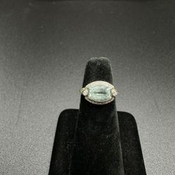 14k yellow gold ring W aqua stone 