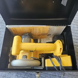 DeWalt DW930 Trim Saw