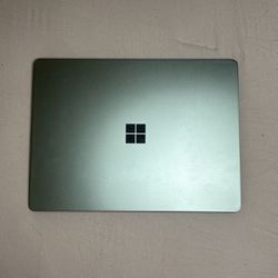 Microsoft surface laptop Go 2  12.4 inch 11th gen intel R , i5/8GB RAM/128 GB 