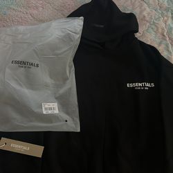 Essentials fear of god sweater Size small
