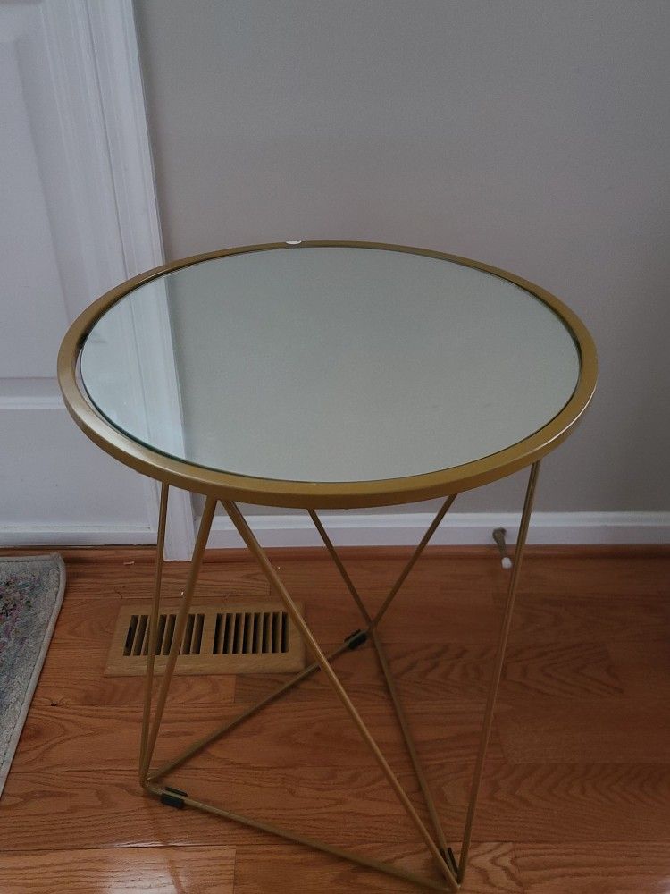 Mirror Table