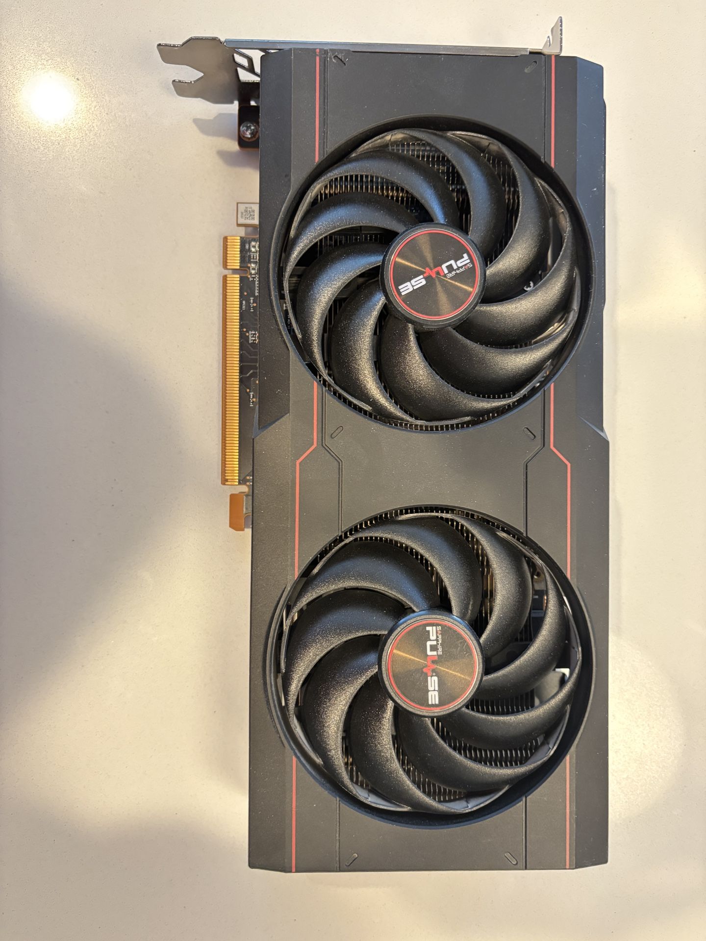 Sapphire Pulse AMD Radeon RX 6600 XT Graphics Card