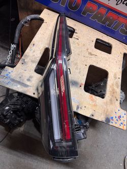 2025 to 2026 CADILLAC ESCALADE TAIL LIGHT LH