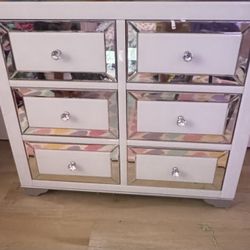 Mirror 6 Drawer Dresser 