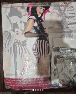 Womens Pirate costume