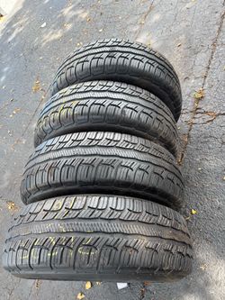 Set of 4 nice BFGoodrich 245/75/16 ( We install & balance)