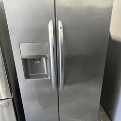 Frigidaire Side By Side Stainless Steel 