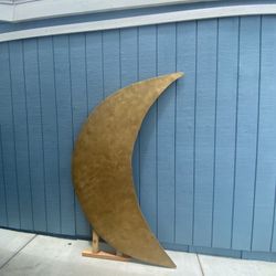 Large Wooden Moon Backdrop