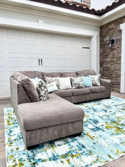 Family Size L Sectional Couch
