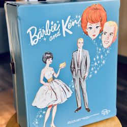 Very Rare Excellent Condition - 1964 Mattel Barbie and Ken Vintage Carrying Case 