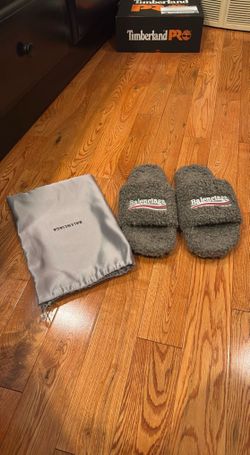 Balenciaga Slides