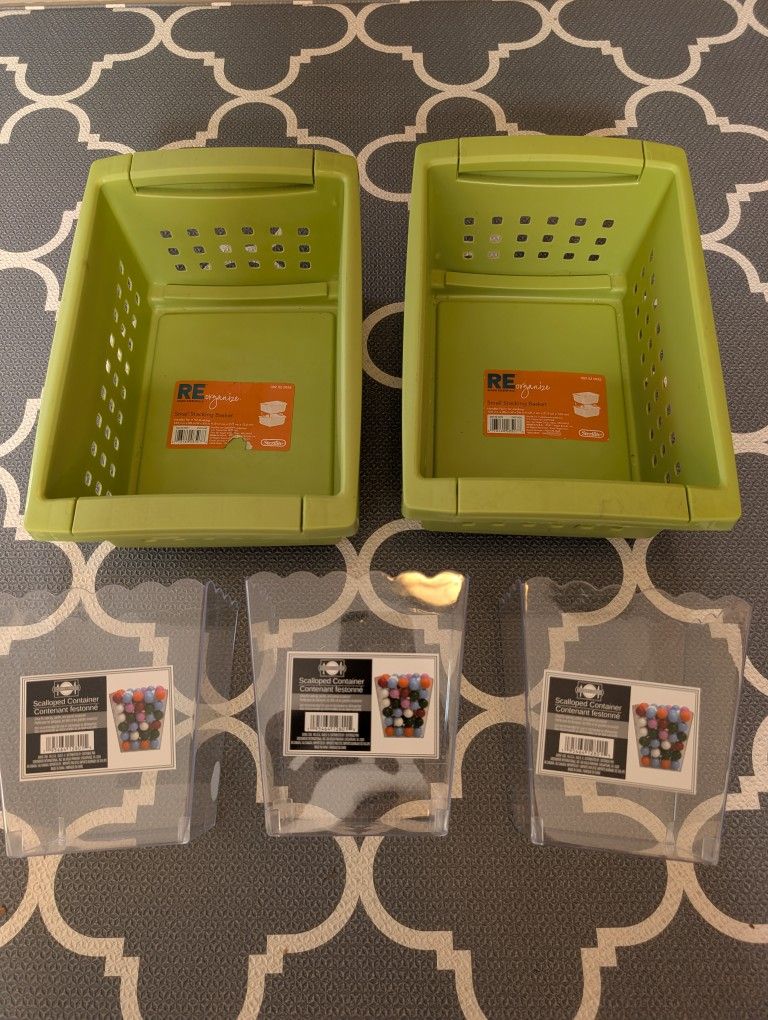 Small Bins And Containers 