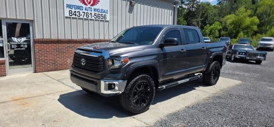 2015 Toyota Tundra CrewMax