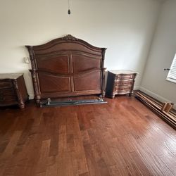King Bedroom Set