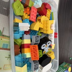 duplo lego pieces