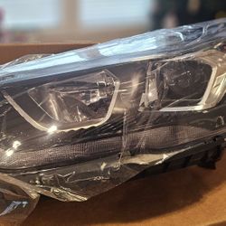 2017 Ford Escape Driver side Headlight - Black