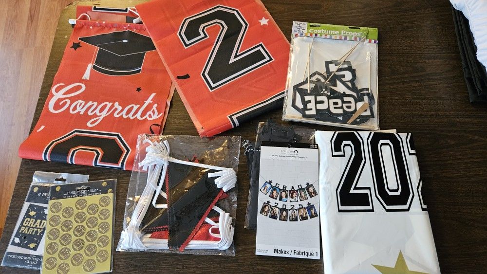 2025 Graduation Party Supplies