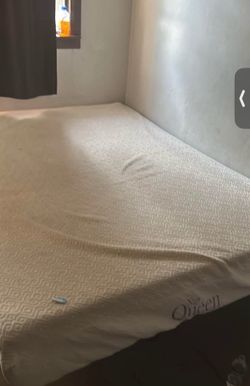 Queen size Bed