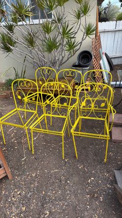 6 mid century outdoor metal patio chairs