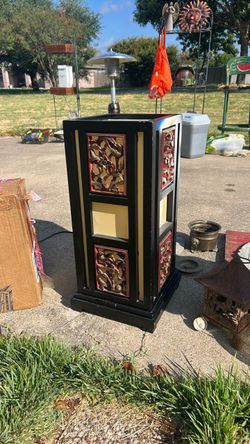 Asian Style Decorative Wood Lantern Cabinet