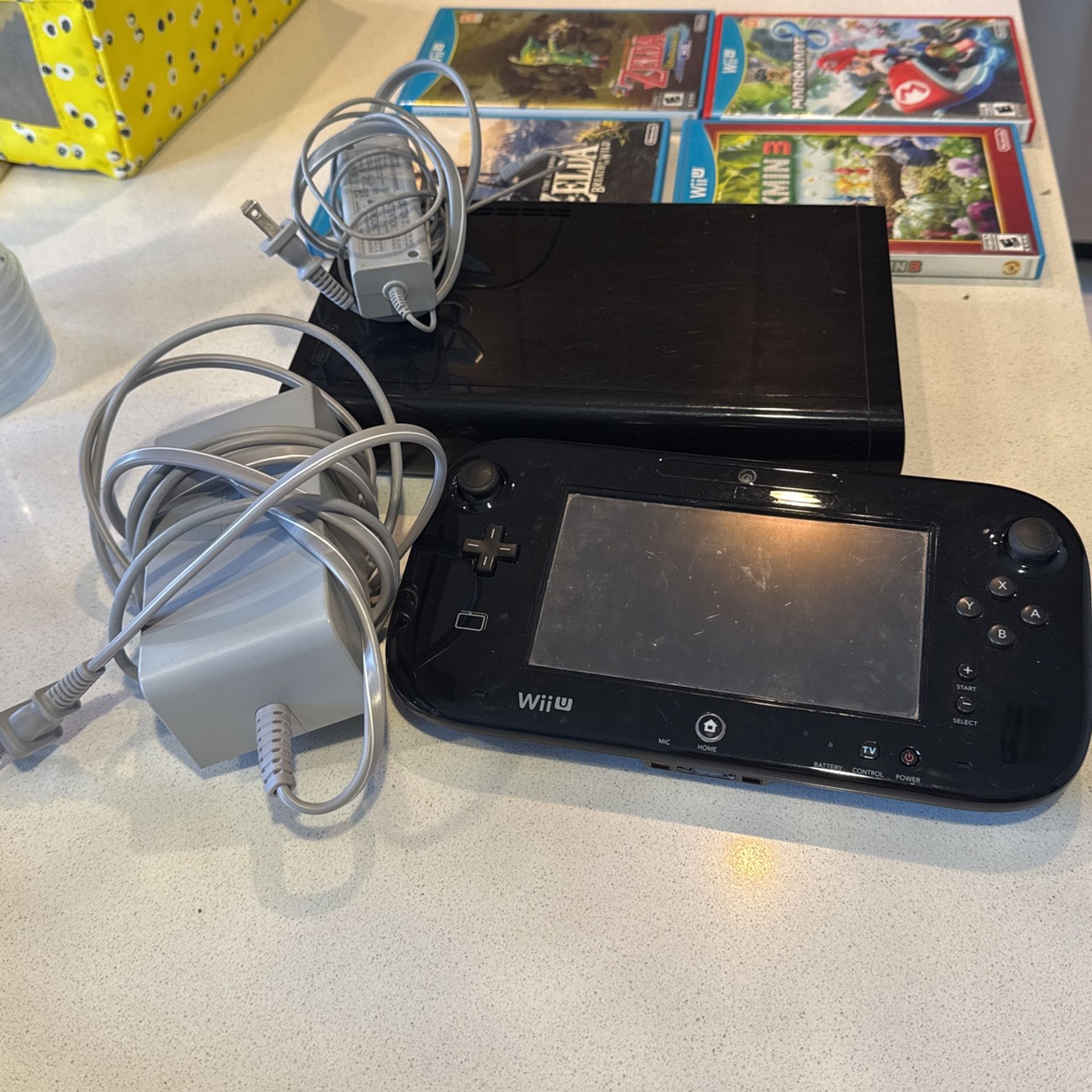 Nintendo Wii U With 4 Games