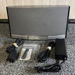 Bose SoundDock Portable #4 With Bluetooth 