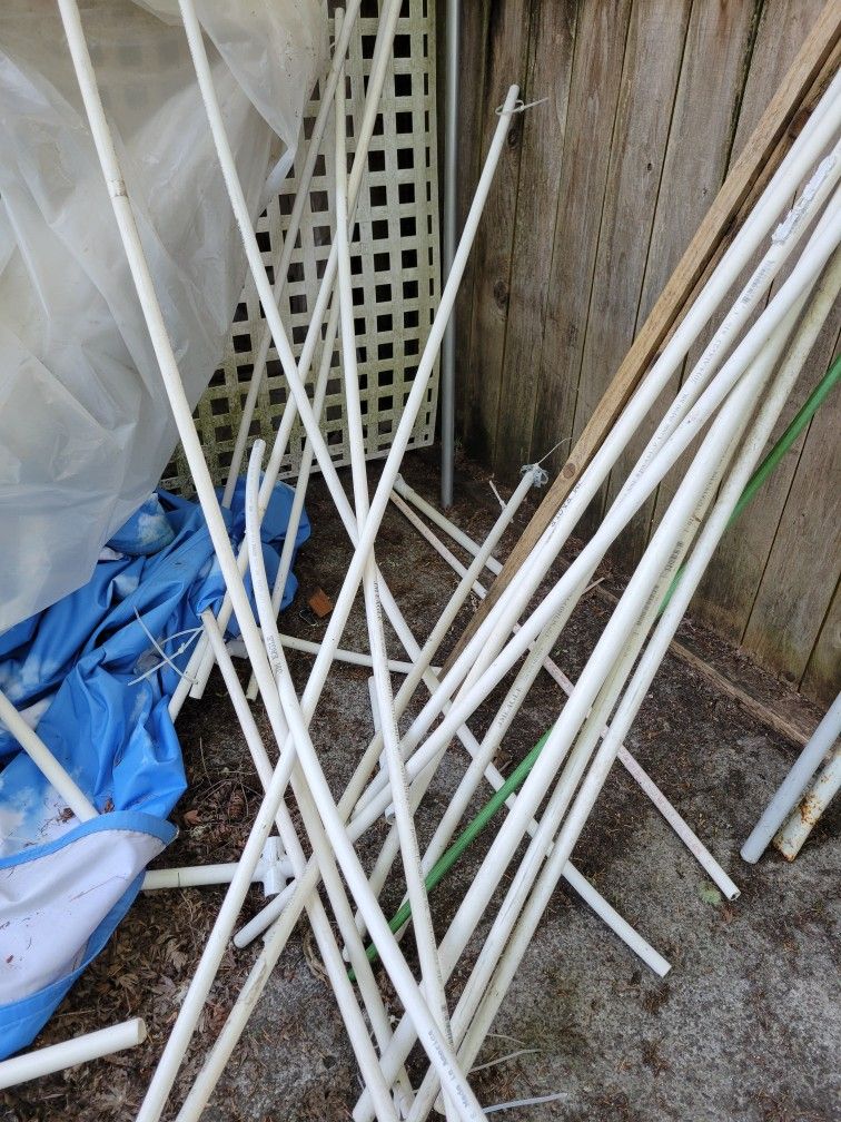 Free Pvc Pipe 1/2" 