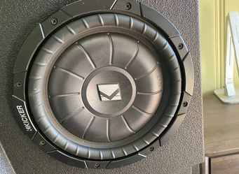 2 10” kicker cvt for a ext cab Chevy or gmc under the seat