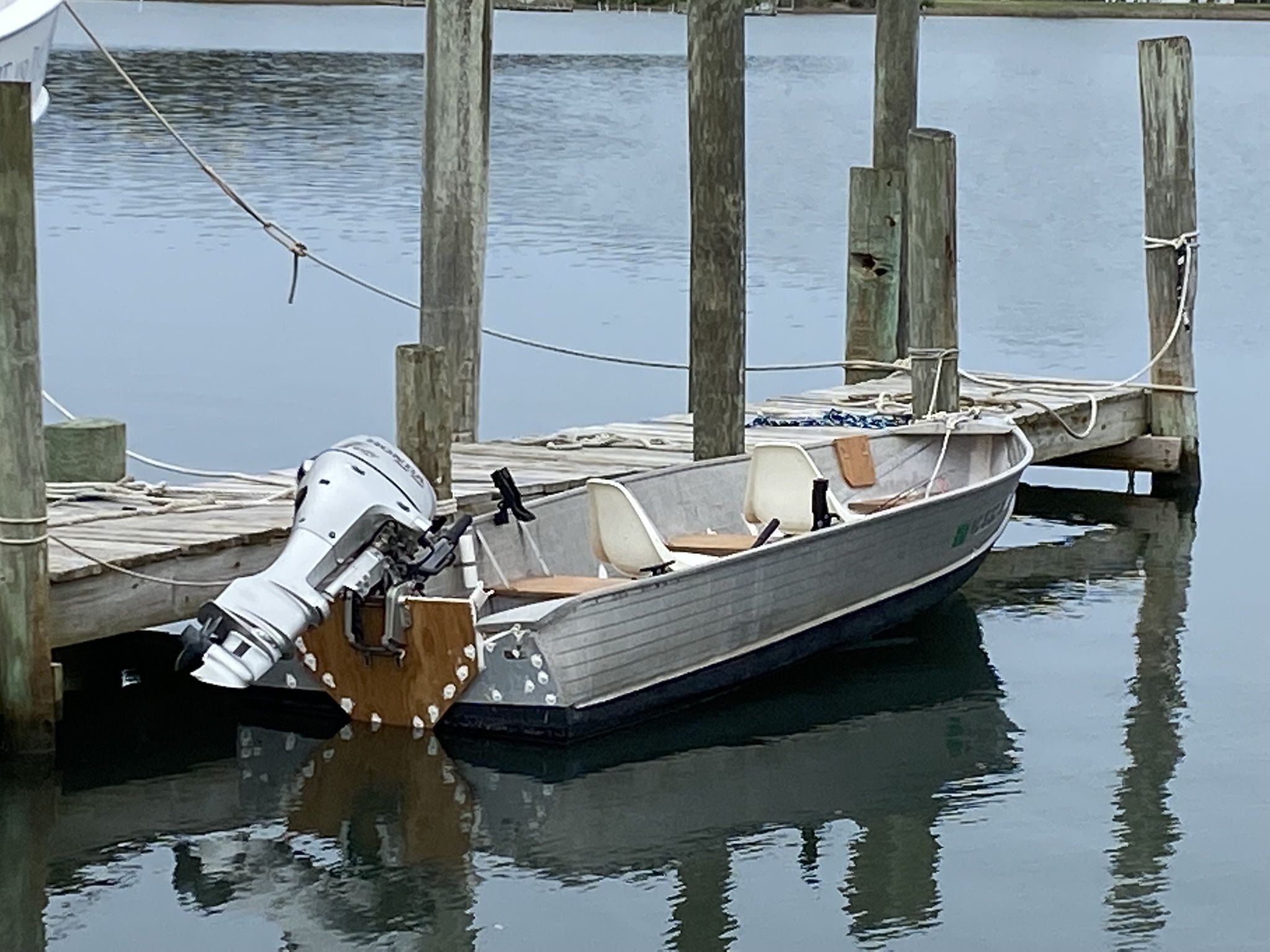 16 Ft Aluminum Boat