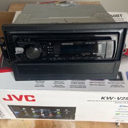 Kenwood Stereo 