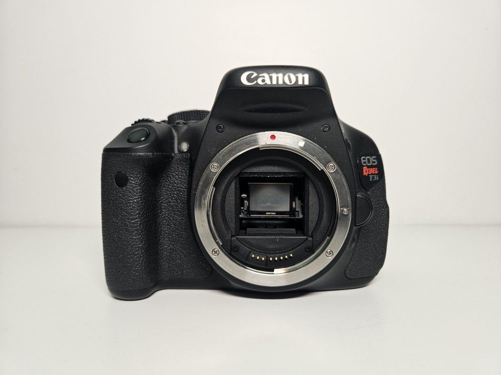 Canon T3i DSLR Camera - Body Only. No Lens