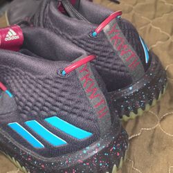 Adidas Dame 4 Black Glow