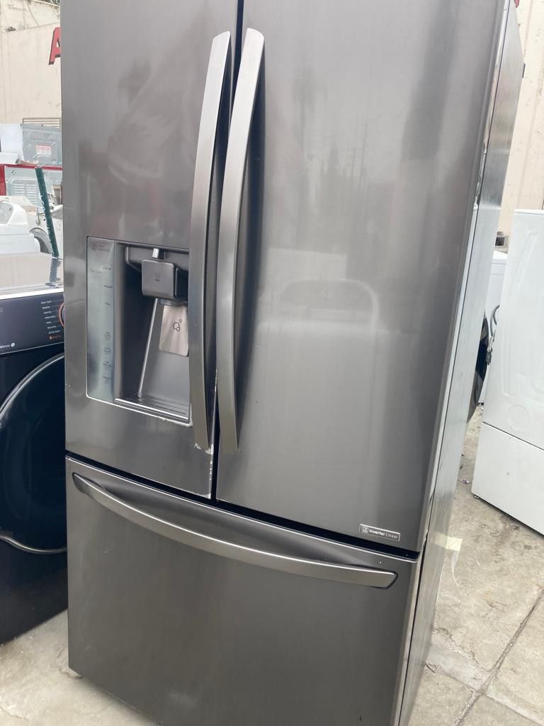 LG FRENCH DOOR BLACK STAINLESS STEEL REFRIGERATOR