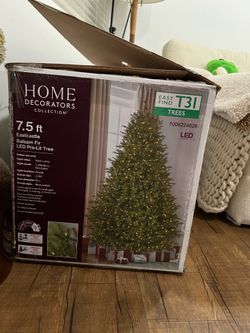 7.5 FT HOME DECORATORS