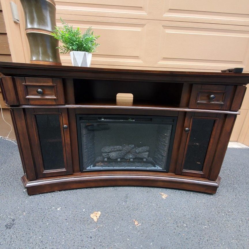 2 Beautiful Solid Wood Large Fireplace For Sale . Only $390 Each. Works Perfectly