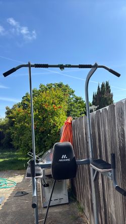 Stand alone pull up and dig bar