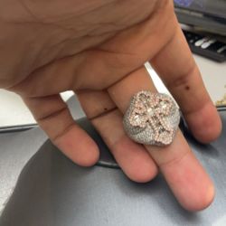 Cross Ring Moissanite 