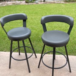 Bar Stools 