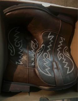 Cowboy boots size 9.5