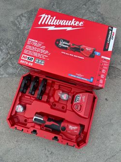 *New Model* Milwaukee M12 12-Volt Lithium-Ion FORCE LOGIC CTS Copper ProPress Press Tool Kit w/ ONE-KEY  $1799 New