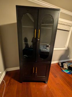 FREE metal cupboard