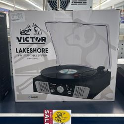 Victor Lakeshore Turntable