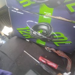 brand new in the box machete  subwoofer s both 500w
