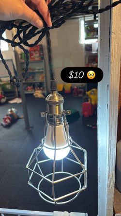 Hanging rope light