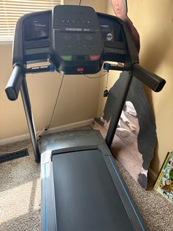 Horizon treadmill