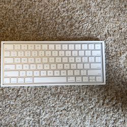 Apple Magic Keyboard