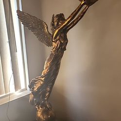Angel  Statue